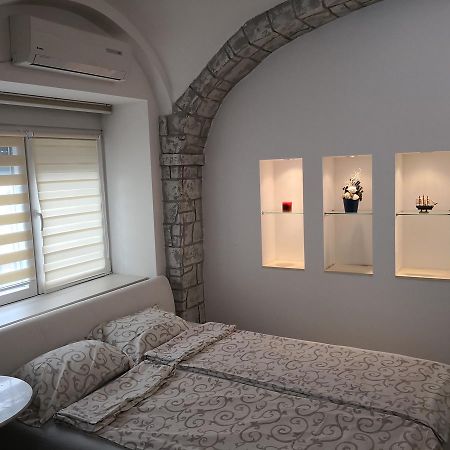 Apartment Zemun Old Town Center Beograd Bagian luar foto