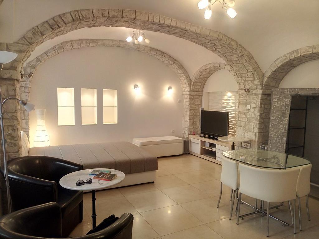 Apartment Zemun Old Town Center Beograd Bagian luar foto