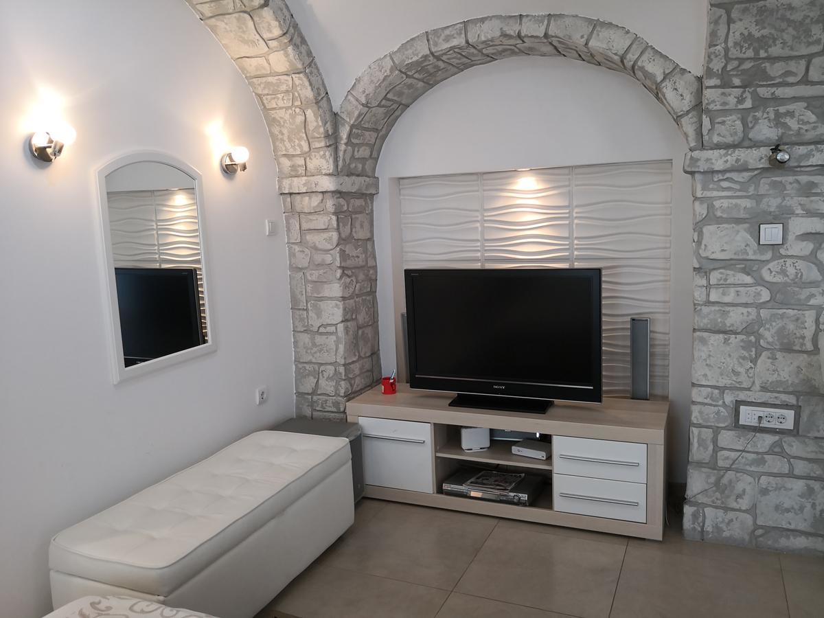 Apartment Zemun Old Town Center Beograd Bagian luar foto