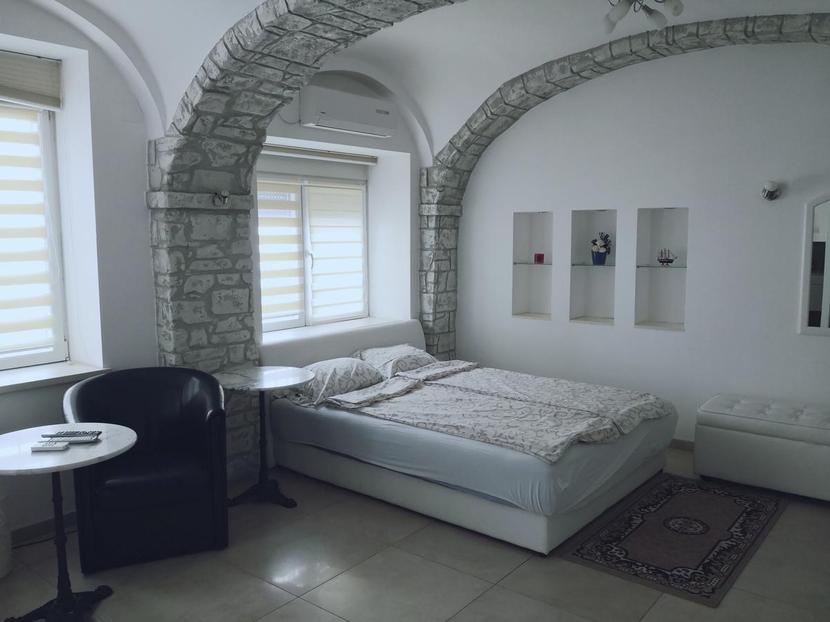Apartment Zemun Old Town Center Beograd Bagian luar foto